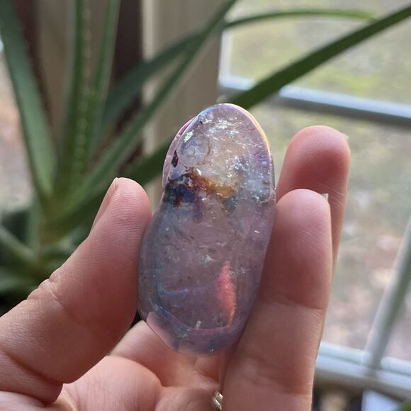 Aura Garden Clear Quartz Crystal Double Mushroom Carving 103g 2.75”x2.25” - Picture 6 of 7